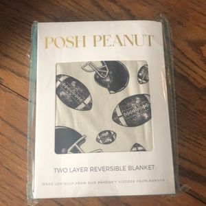 Posh Peanut touchdown Patoo.
